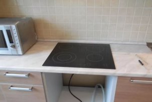 How to connect the hob to the mains yourself