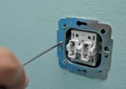 How to properly place electrical outlets and switches