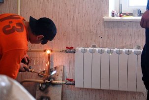Features of replacing batteries, radiators and heating pipes in an apartment building