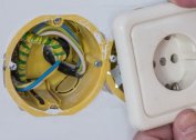 What wire is best to do wiring in the apartment