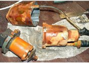 What parameters should be monitored for reliable and stable operation of submersible pumps