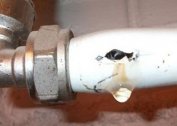 Ways to eliminate leaks in radiators and heating pipes