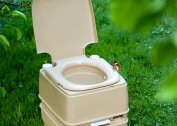 What country toilet without a cesspool should you choose