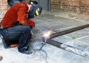 How to brew a pipe with water electric welding