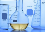 What are the quality indicators of drinking water and what documents govern them