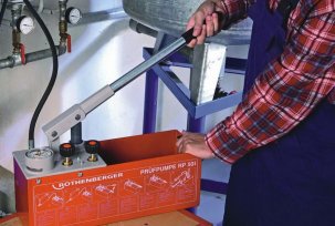 Pravidla pro provádění tlakových zkoušek vytápění: metody, výběr čerpadel a hodnoty tlaku