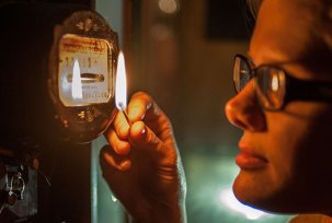 Ar galima nutraukti elektros energiją viename bute