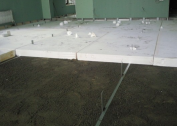 How to use foam to insulate different types of floors with your own hands