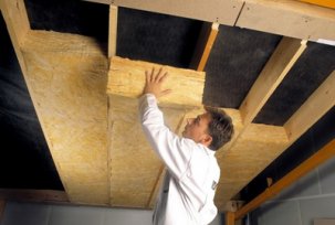 Att välja den bästa mineralullen för att värma flödet i ett privat hus