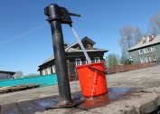 What is a water column and how is it arranged