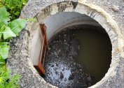 Cleaning the cesspool without pumping