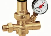 How to install a pressure gauge for measuring water pressure on a water pipe
