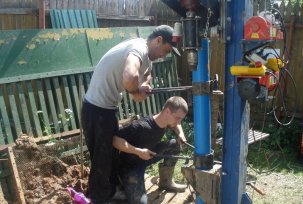 Which pipes are best used for a water well: pvc, nvpkh, plastic or steel