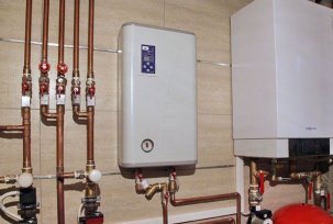 Přehled elektrických kotlů pro vytápění domu, pravidla pro jejich připojení a parametry výběru