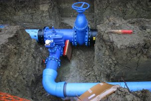 Jaké jsou technické podmínky pro připojení k vodovodním a kanalizačním sítím