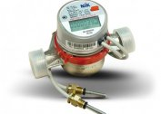 How is the installation of a heating meter in the apartment