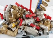 Types and purpose of fittings for heating systems: shut-off and control