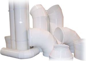 Une variété de pièces vous permet d'assembler l'ensemble du système de plastique