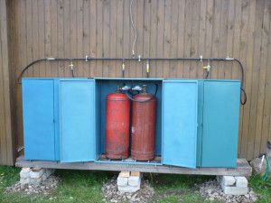Propane cylinder heating
