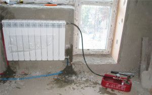 Connection of a pressure test pump