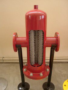 Filter for removing air from the heating