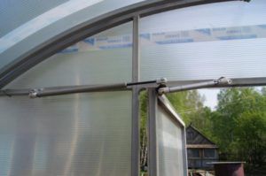 Door mounted ventilation system